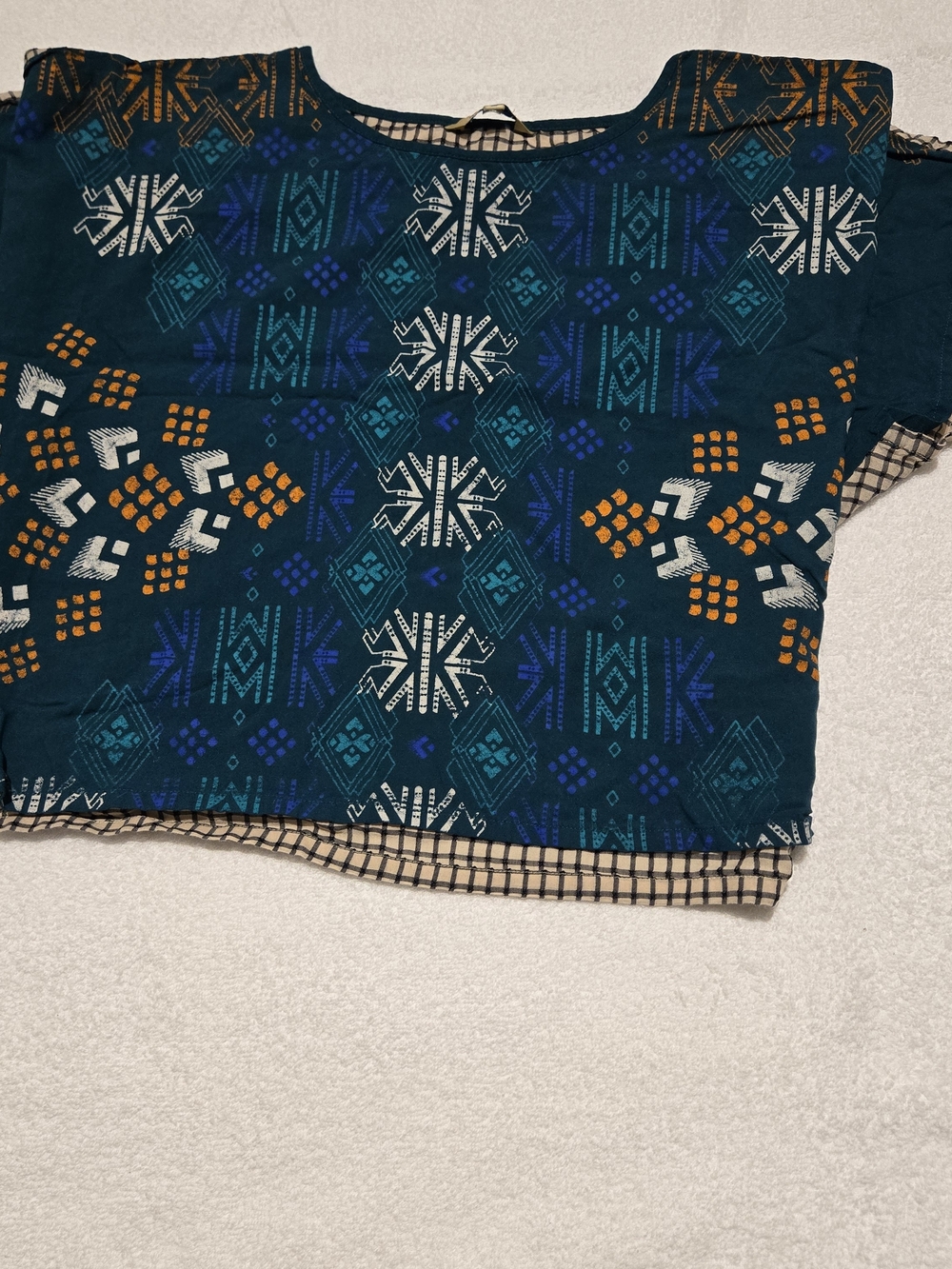 Global DESI Teal Printed Crop Top with Geometric Motif Medium Size